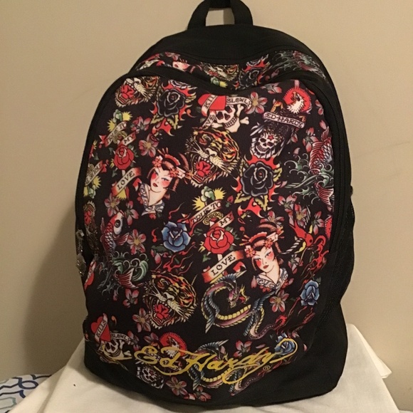 🔥😎ED HARDY new condition see all photos 3 compartments
